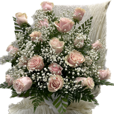 Pink roses with baby's breath